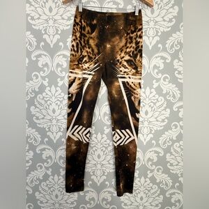 10/$25 • SWS Leopard Animal Print Graphic Leggings